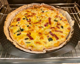 Foto del paso 9 de la receta: Pizza rústica de jamón serrano, patatas y calabacín