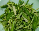 A picture of step 1 of Sweet potato kangkong.