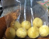 Hình bước làm 2 của món Khoai tây lúc lắc 🥔🥔🥔