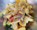 A picture of step 1 of Mango salad.