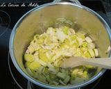 Foto del paso 1 de la receta Crema de patatas violetas