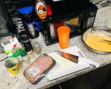 Foto del paso 1 de la receta: Hawaiian applewood smoked ham and pineapple fritters