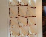 Paprikás szalámis, sajtos leveles tészta recept fázis 3 fotója