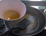 Foto del paso 3 de la receta: Camarones en salsa de flor de calabaza