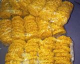 Foto langkah ke 6 dari resep Rengginang rasa ayam goreng.