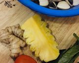 Hình bước làm 1 của món Canh ngao dứa nguyên vỏ