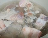 Hình bước làm 1 của món Thịt kho trứng sốt tiêu