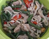 Foto langkah ke 3 dari resep Tumis Jamur Kacang.