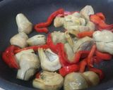 Foto del paso 4 de la receta Alcachofas con langostinos y almejas