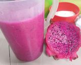 Foto langkah ke 2 dari resep Bolu kukus buah naga.