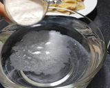 A picture of step 2 of Banana in Coconut Jelly (Woon Kluay Buat Chee).