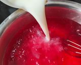 Foto langkah ke 3 dari resep Es Lumut Strawberry.