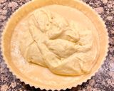 A picture of step 7 of Cake Filled with Special Christmas Cream.