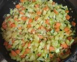 Foto del paso 2 de la receta: Lasaña de verduras, champiñones y gambas