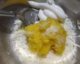 A picture of step 2 of Pineapple sandwich.