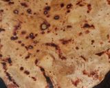 आलू गाजर का पराठा (Aloo gajar ka paratha recipe in Hindi) रेसिपी चरण 3 फोटो