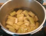 Foto del paso 2 de la receta: Guisado de cardos con bacalao