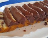 Foto del paso 5 de la receta: Budín marmolado con glasé de chocolate