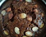 A picture of step 3 of Chocolate Biscuit cake.