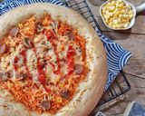 Foto langkah ke 5 dari resep Pizza Homemade.