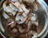 बटर गार्लिक प्रॉन्स (butter garlic prawns recipe in marathi) रेसिपी स्टेप 1 फोटो 