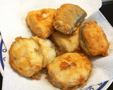 Foto del paso 5 de la receta: Merluza Rebozada con alubias al ajillo