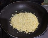 লাউ দিয়ে মুগ ডাল(lau diye moog dal recipe in Bengali) রেসিপির ধাপ 1 ছবি