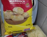 Foto del paso 1 de la receta: Pancitos chipá 🧀sin gluten para sándwich