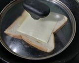 Foto langkah ke 4 dari resep Roti Panggang Keju Telur.