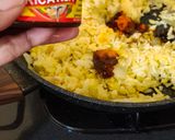 Foto langkah ke 5 dari resep Nasi Goreng Sambal Roa.