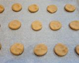 Foto del paso 4 de la receta: Galletas de mantequilla y lacasitos