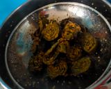 A picture of step 12 of Patra / pattarveli na pan / pandada.