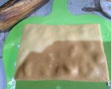 A picture of step 5 of Cinnamon and Raisin twist.