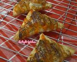 Foto langkah ke 4 dari resep Chilli Tuna Puff Pastry.