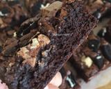 Foto langkah ke 13 dari resep Chocolate Brownies (#pr_BrowniesDCC).