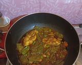 শিম-বড়ি দিয়ে কাতলা মাছের ঝোল (shim bori diye katla macher jhol recipe in Bengali) রেসিপি ধাপ - 6 ছবি