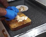 Foto del paso 1 de la receta: CEVICHE DE LOCOS, CAMARONES, CONGRIO Y MANGO