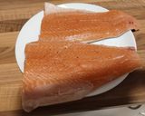 Foto del paso 4 de la receta: Salmón con setas y salsa de trufa