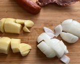 Foto del paso 2 de la receta: Lentejas de bote de cristal con chorizo y jamón en 15’