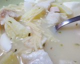 Foto del paso 4 de la receta: Sopa de fideos con merluza, pavo, huevo duro y patata