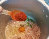 A picture of step 3 of Chana Kurma Hotel style.