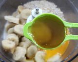 Foto del paso 2 de la receta: 🍌🍫 Baked oats 🍌Receta viral #6 🍌 Budín húmedo de banana, avena y chips de chocolate 🍫🍌