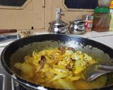 A picture of step 2 of Jodhpur kabuli (layered rice recipe).