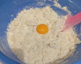 Foto langkah ke 2 dari resep Roti Maryam Topping Kental Manis Dan Meises.