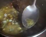 Foto del paso 11 de la receta: Caracoles en salsa de hierbas aromáticas y plantas medicinales