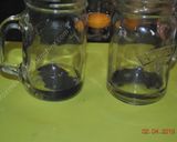 A picture of step 2 of Coloured Fried Eggs نیمرو کلمی.