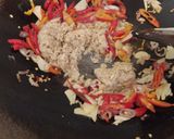 Foto langkah ke 4 dari resep Tumis pare rebon kepala cumi.