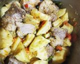 Foto del paso 5 de la receta Patatas Guisadas con Costillas