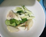 รูปขั้นตอนการทำที่ 2 ของ ต้มแซ่บกระดูก​อ่อน