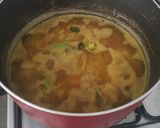 A picture of step 3 of Aalo bhujia without oil.